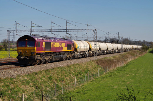 973364 (a): :2048x1357